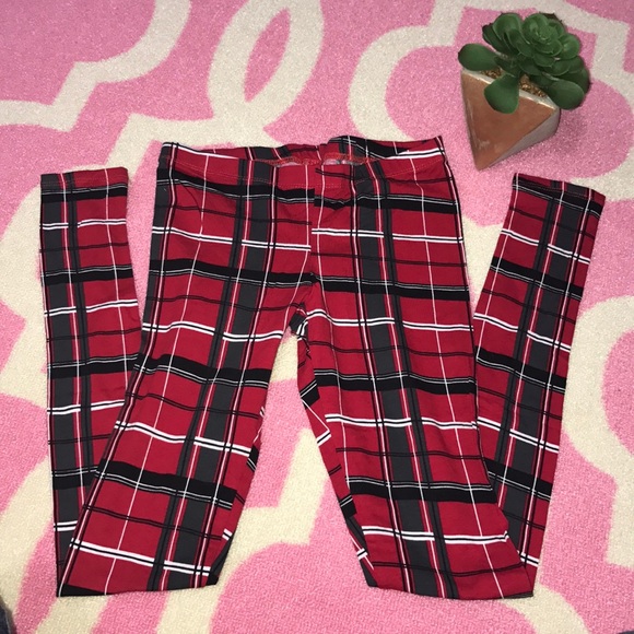 1L LEFT❤️Super Cute Soft Plaid Leggings❤️ - Picture 1 of 2